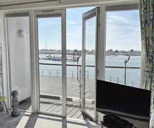 WATERSIDE MARINA- click for photo gallery